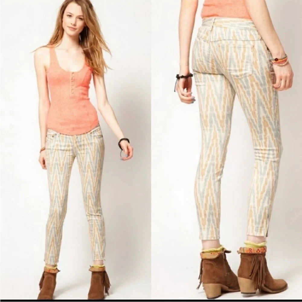 FREE PEOPLE Ikat Ankle Zip Skinny Jeans Low Rise Size 26 - Picture 2 of 9